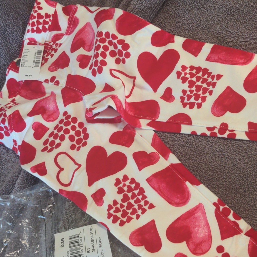 Children's Place heart jegging